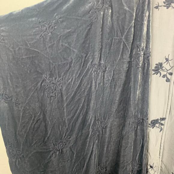 Johnny Was 4 Love & Liberty Velvet Kimono Size XS Blue oversized Embroidered - Picture 3 of 8